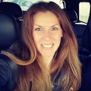 Meet your Posher, Candice